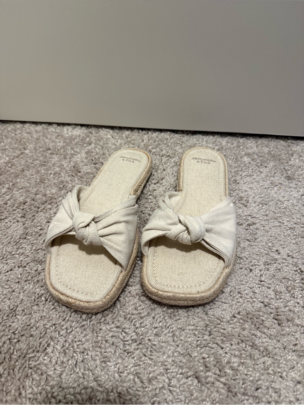 Abercrombie & Fitch Cream Knotted Espadrille Slide Sandals